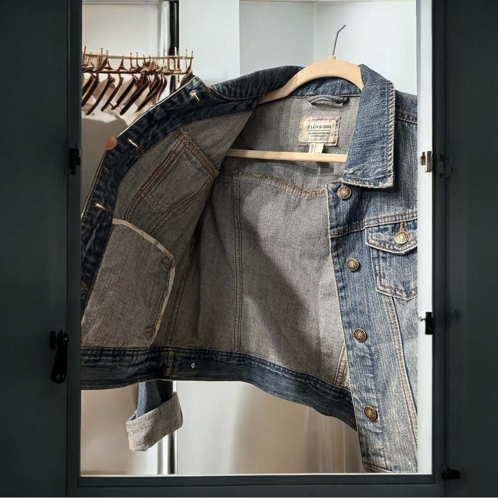 Distressed Jean Jacket - Picture 4 of 6